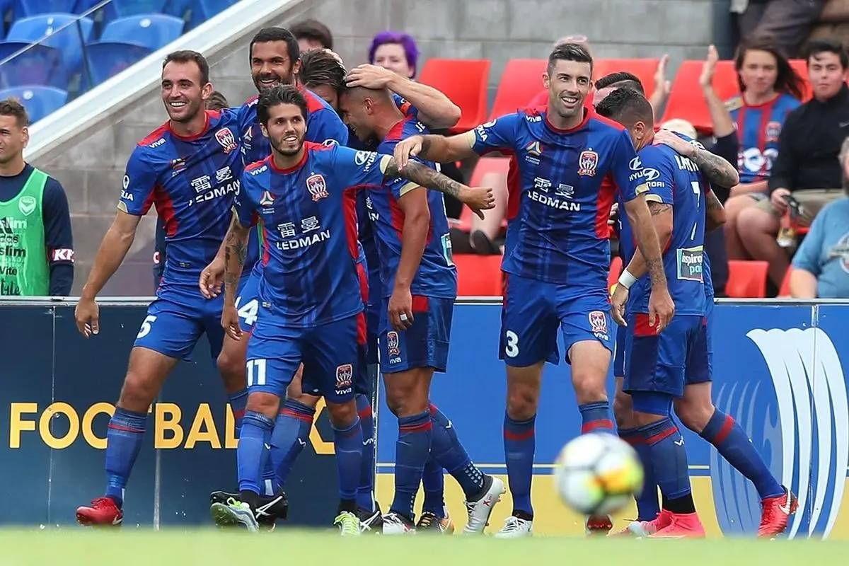 C7娱乐下载-澳洲篮球赛场激烈角逐，强队实力强劲的简单介绍