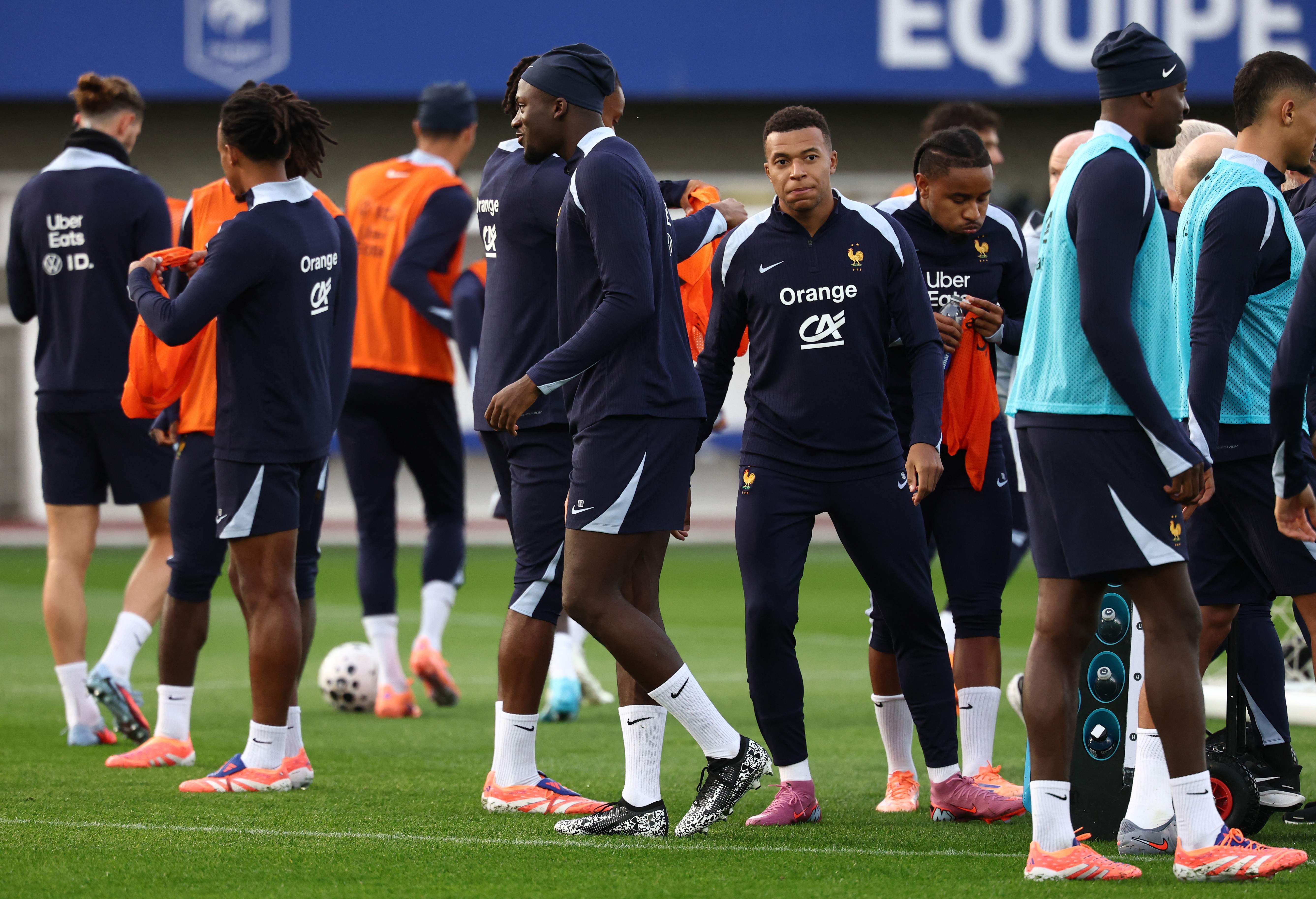 C7娱乐下载-欧洲预选赛进入白热化阶段，各队磨炼实力展现水平的简单介绍