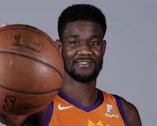 C7娱乐-包含恩比德展现出统治级的表现，让对手望尘莫及的词条